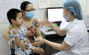 Nắng nóng kinh hoàng còn kéo dài, đừng bỏ qua 7 lưu ý sau đây