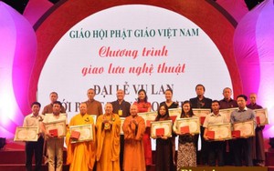Viết về đạo hiếu để nhận giải thưởng