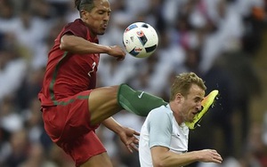 Những pha phạm lỗi ĐIÊN RỒ của cặp trung vệ tuyển Bồ Pepe - Bruno Alves