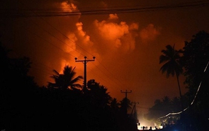 Nổ kho đạn, hàng nghìn người Sri Lanka tháo chạy
