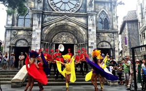 Đến Bà Nà mùa lễ hội tưng bừng