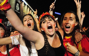 EURO 2016: Lo ngại khủng bố, Brussels hạn chế ăn mừng trên đường phố