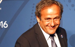 UEFA cân nhắc mời Platini dự khán EURO 2016