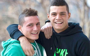 20h00, 11/06, sân Bolaert-Delelis, Albania – Thụy Sĩ: Nhà Xhaka ở 2 bên bờ chiến tuyến