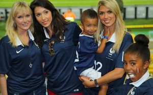 CHÙM ẢNH: Những phụ nữ 'quyền lực' nhất của tuyển Pháp là ai?