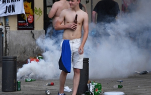 Pháp tuyên bố cấm rượu tại fanzone