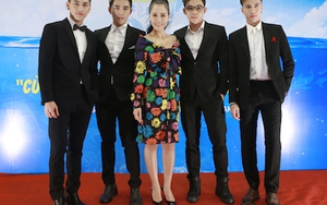 Thu Minh hủy show để đi làm sạch biển