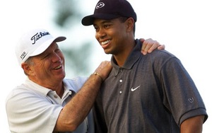 Cựu HLV của Tiger Woods đến Việt Nam