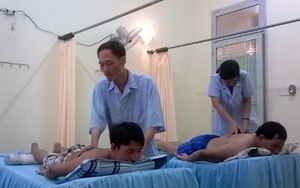 Người khiếm thị xem... EURO thế nào?