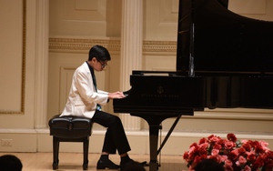 Người Việt đầu tiên giành giải 'American Protégé'