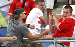 Bạo lực ở EURO là lời cảnh báo cho World Cup 2018