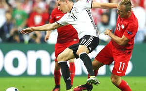 Góc thơ Lê Thống Nhất: Hồi hương mà đá nặng đeo nỗi buồn