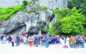 Những nẻo đường EURO: Một chiều ở thánh địa Lourdes