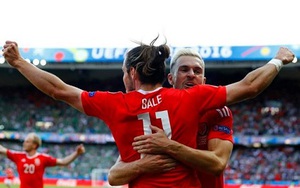 Không ghi bàn, Gareth Bale vẫn là người hùng Xứ Wales