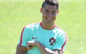 Cristiano Ronaldo sẽ cười nhạo tất cả