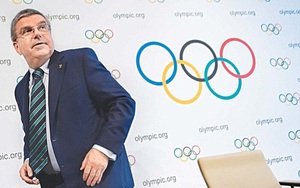 IOC 'đá quả bóng trách nhiệm cho các liên đoàn', Nga sống lại hy vọng dự Olympic Rio