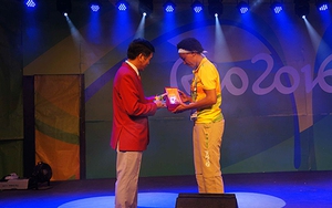 Thượng cờ đoàn thể thao Việt Nam ở Olympic Rio 2016