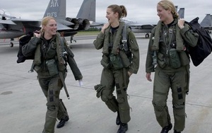 Không kích liên miên, phi công Mỹ 'đào tẩu' sang lái máy bay dân sự