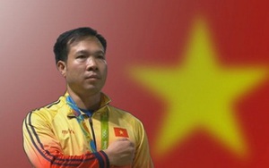 Gác lại những lùm xùm showbiz, hãy thần tượng Hoàng Xuân Vinh!