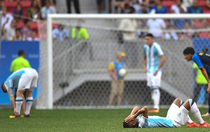 Argentina bị loại từ vòng bảng: Hậu duệ của Messi đá thế này thì nguy