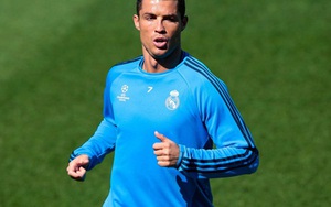 Ronaldo ‘béo’ chọn Messi, loại CR7 ra khỏi đội hình xuất sắc nhất mọi thời