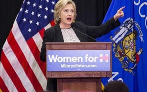 WikiLeaks đang 'đe dọa' bà Hillary Clinton như thế nào?