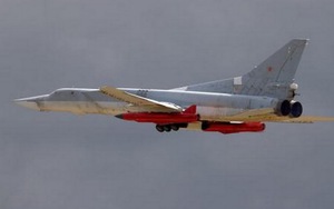 Lắp thêm tên lửa siêu thanh X-32, TU-22M3 Nga vô địch trên bầu trời