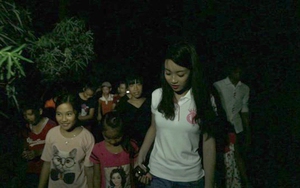 CHÙM ẢNH: Hoa hậu Việt Nam Đỗ Mỹ Linh làm thợ hồ, kéo dây điện