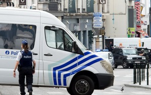 Lại đánh bom kinh hoàng ở Bỉ: Ô tô bom lao vào Viện nghiên cứu hình sự