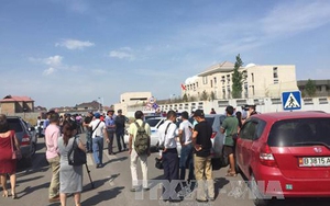 Vụ tấn công bằng bom xe vào Đại sứ quán Trung Quốc là 'khủng bố'