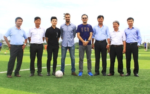 Đại diện CLB Barcelona đến SHB Đà Nẵng