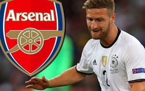 Jens Lehmann SỐC với độ chịu chơi của Arsenal trong vụ Mustafi