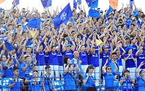 CĐV Quảng Ninh chia hai vì đội nhà