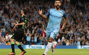 Đội hình tiêu biểu lượt đầu vòng bảng Champions League: Messi, Aguero che mờ tất cả