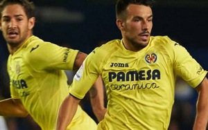 ĐẲNG CẤP: Cầu thủ Villarreal lốp bóng ghi bàn ngoạn mục từ giữa sân