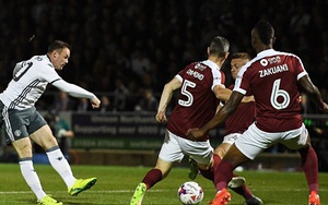 Đá tệ trước đội hạng 3, Wayne Rooney thực sự đã hết thời