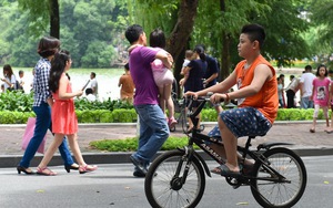 Đề nghị cho xe đạp vào phố đi bộ Hồ Gươm