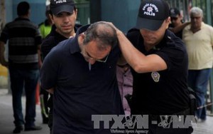 Hơn 12.000 cảnh sát bị đình chỉ công tác