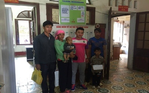 Cựu danh thủ Đặng Phương Nam cùng FC Du Lịch trao quỹ từ thiện gần 20 triệu đồng