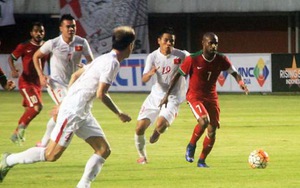 HLV Hữu Thắng và 'họng súng hai nòng'