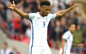 Hàng công tuyển Anh: Sturridge phải chơi như một 'số 9'