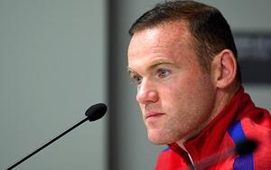 Chưa bao giờ là Pele, chẳng phải Carrick, hết thời thì dự bị thôi, Rooney!