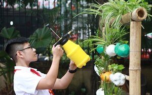 Cha và con và Babylon 'vì màu xanh mái trường'