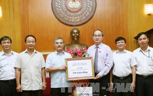 TTXVN ủng hộ đồng bào miền Trung
