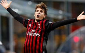 Manuel Locatelli tiến bộ thần tốc, là tương lai của Milan và Italy