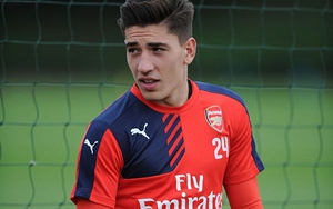 Hector Bellerin trả lời hài hước khi được hỏi về Barca