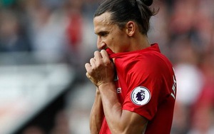 Đến lúc Mourinho cho Ibrahimovic dự bị ở Man United?