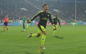 Arsenal: Mesut Oezil đã thay đổi kì diệu như thế nào?