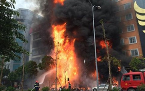 VIDEO từ vụ cháy quán Karaoke Trần Thái Tông: Nhiều người không biết sử dụng bình cứu hỏa