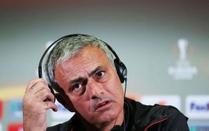 Mourinho có thể ‘tự diệt’ mình vì xử lý vấn đề ở Man United kiểu... mafia?